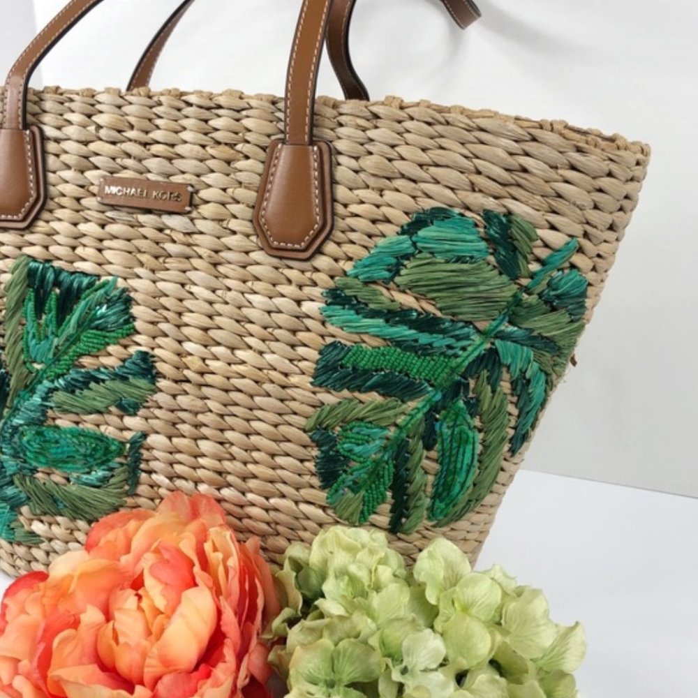 Michael Kors Malibu straw tote palm purse bag - Picture 4 of 6